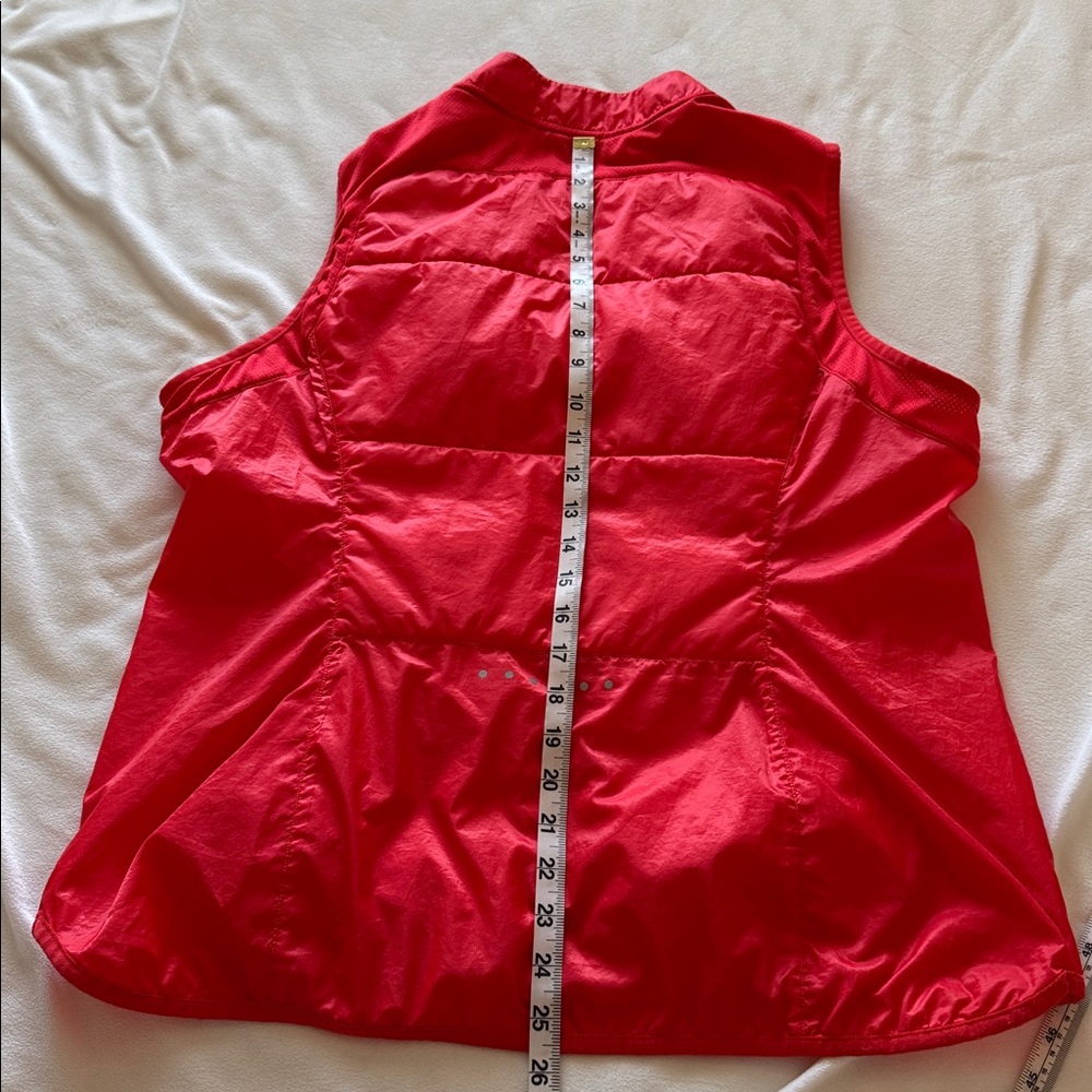Nike Running Vest Women XL Red Polyfill Lightweight Jacket Full Zip 689256 - Picture 9 of 11